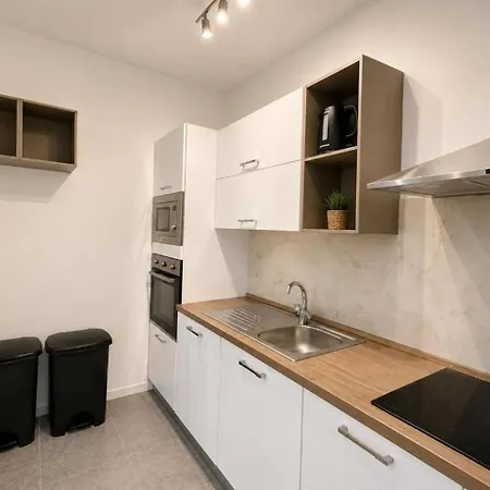 Seaview 6 - The Halo Apartman *